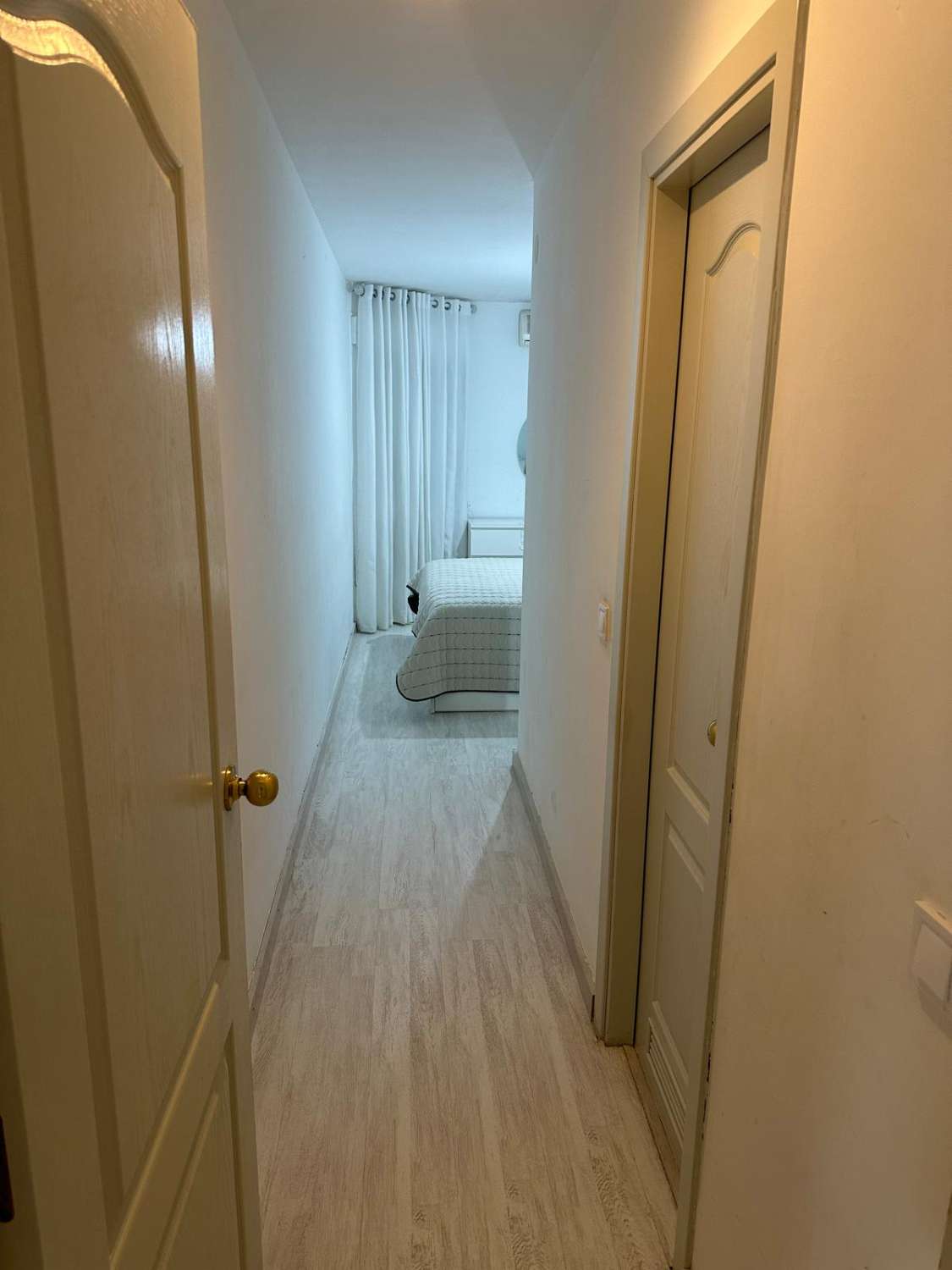 Se vende magnifico apartamento con vistas al mar a 3 minutos de la playa – Benalmádena