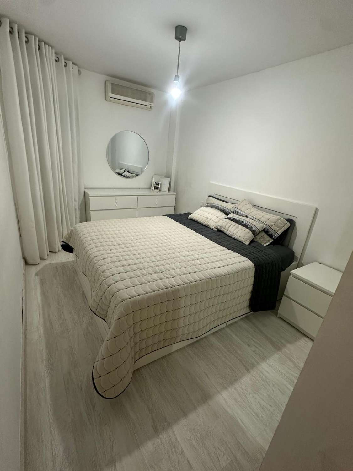 Se vende magnifico apartamento con vistas al mar a 3 minutos de la playa – Benalmádena