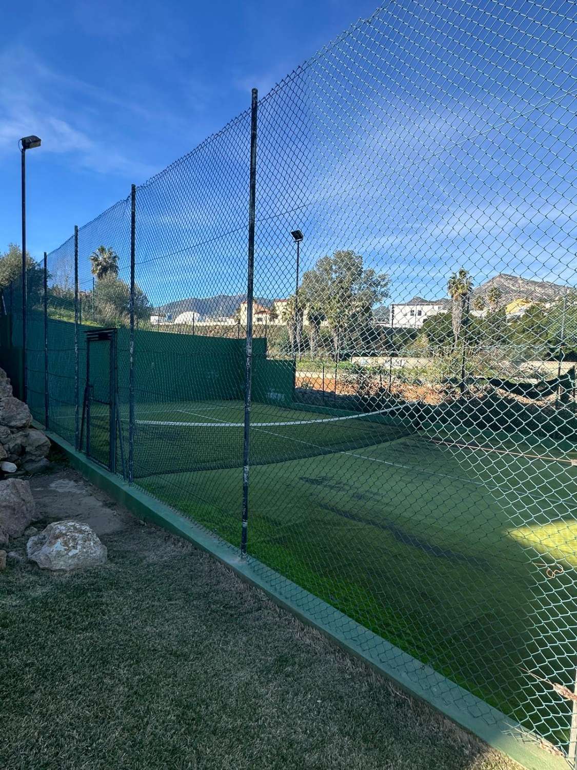 Se vende magnifico apartamento con vistas al mar a 3 minutos de la playa – Benalmádena