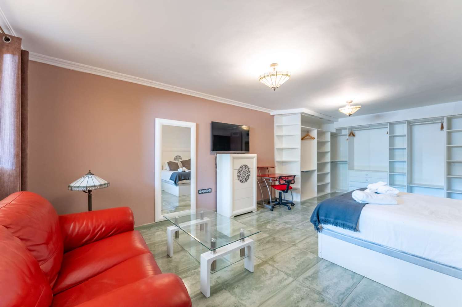 SE ALQUILA CHALET PAREADO EN CORTIJO DE TORREQUEBRADA (BENALMADENA)