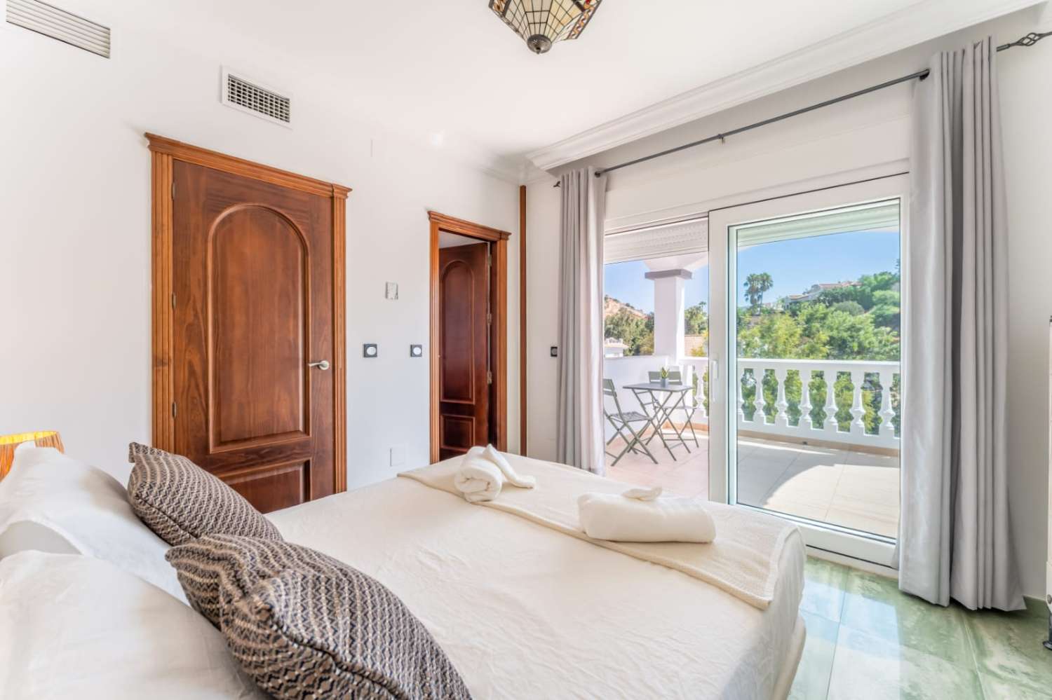 SE ALQUILA CHALET PAREADO EN CORTIJO DE TORREQUEBRADA (BENALMADENA)