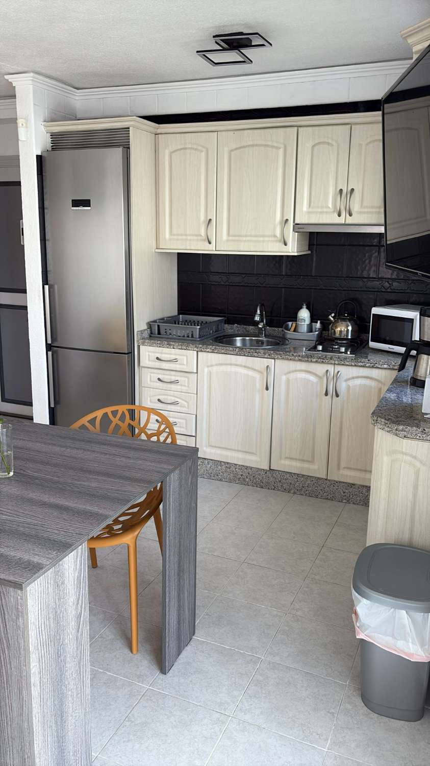 SE VENDE PRECIOSO APARTAMENTO EN MIJAS COSTA CON VISTAS ESPECTACULARES.