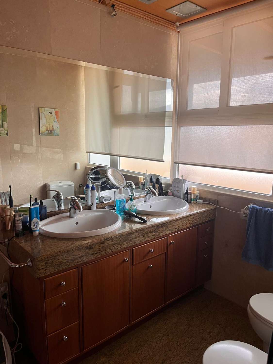 Se  alquila  por LARGA TEMPORADA  Con o Sin Muebles precioso Aticocon vistas al mar  en Playamar (Torremolinos)