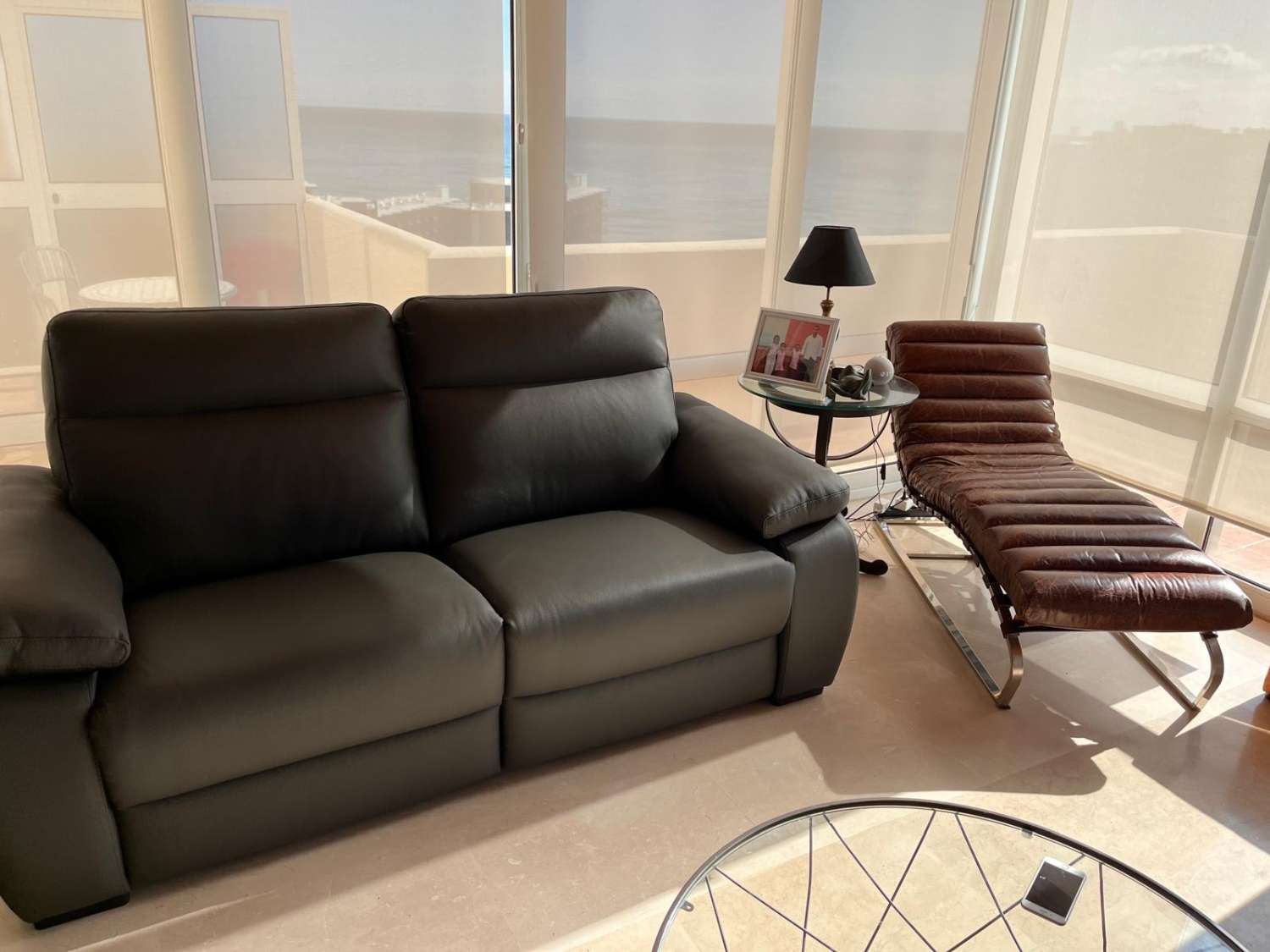 Se  alquila  por LARGA TEMPORADA  Con o Sin Muebles precioso Aticocon vistas al mar  en Playamar (Torremolinos)