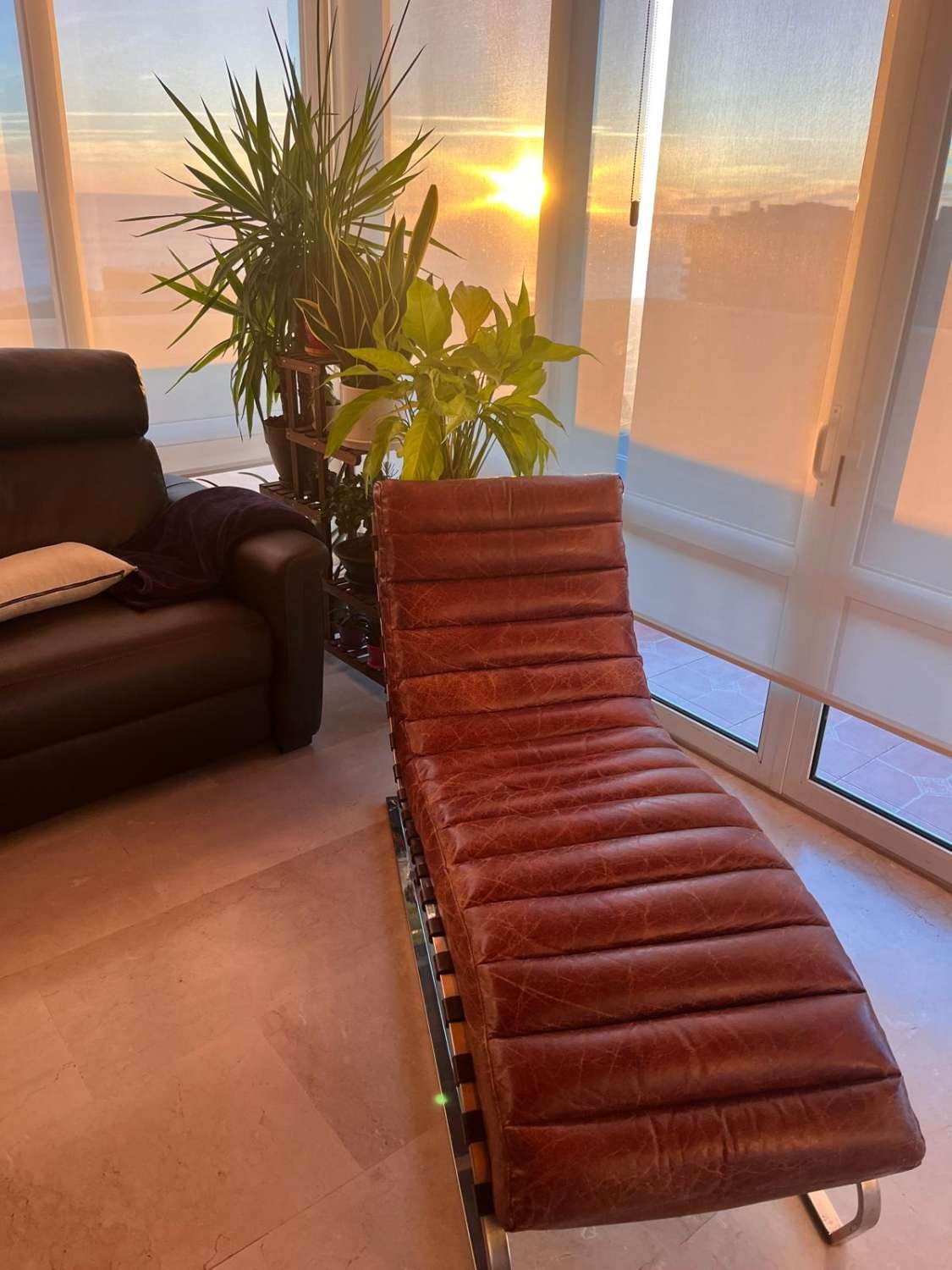 Se  alquila  por LARGA TEMPORADA  Con o Sin Muebles precioso Aticocon vistas al mar  en Playamar (Torremolinos)