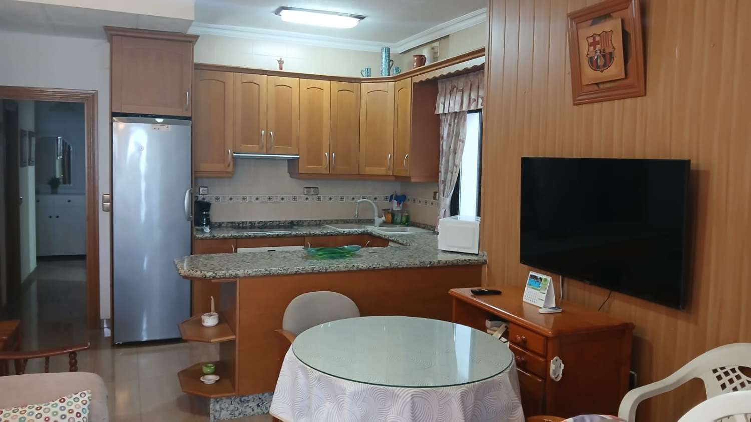 Se alquila desde  01/10/2026 hasta 31/05/2027 bonito apartamento en Fuengirola con vistas al mar