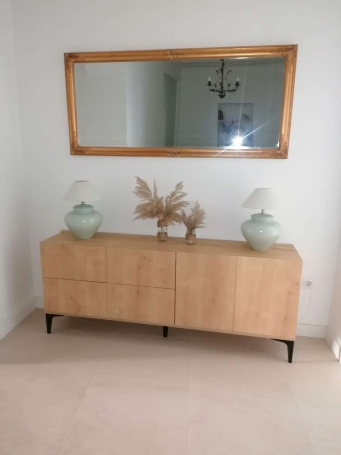 SE ALQUILA POR LARGA TEMPORADA MAGNIFICACASA EN COIN