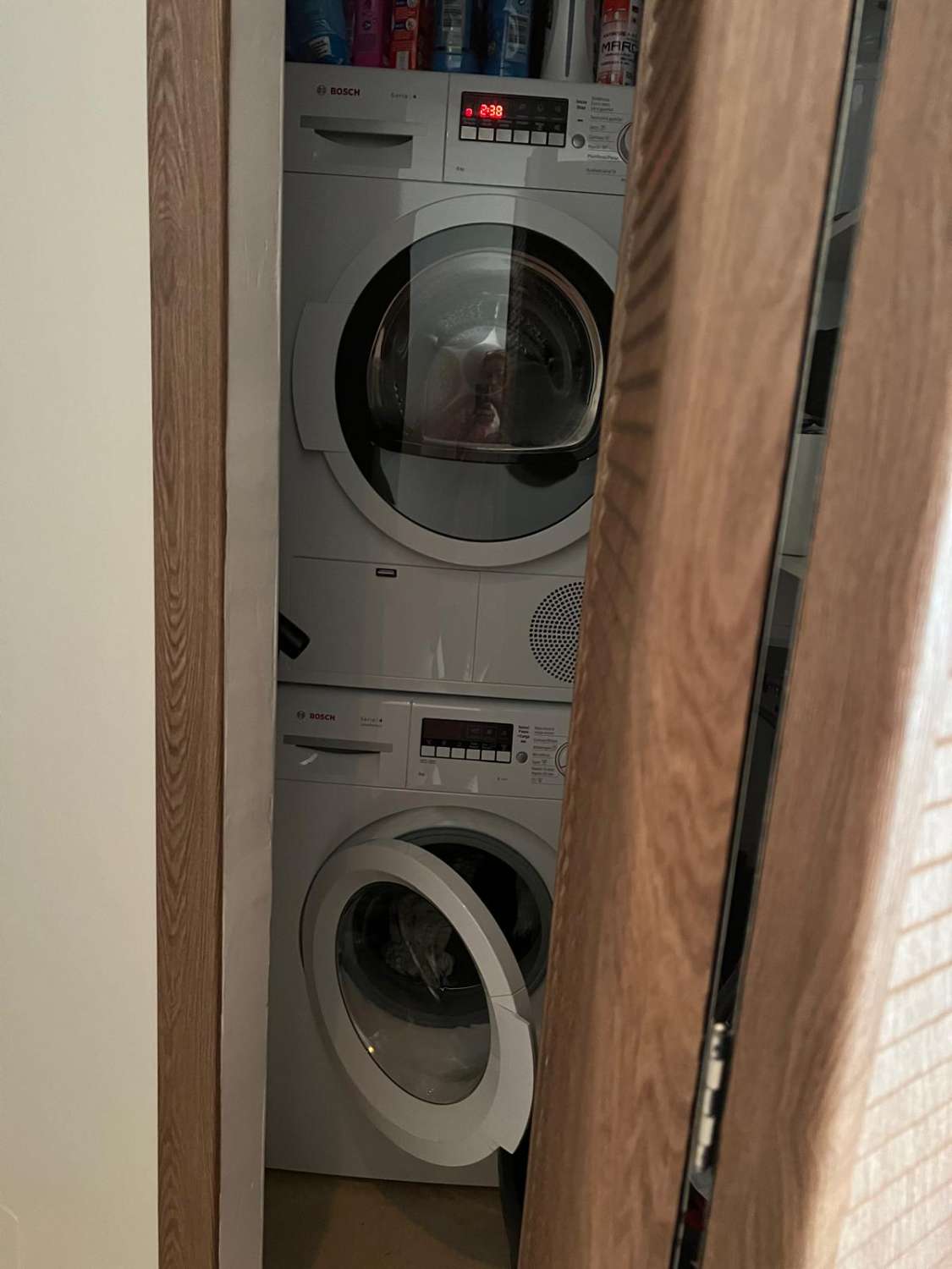 SE VENDE PRECIOSO APARTAMENTO TOTALMENTE RENOVADO  EN PUERTO MARINACON VISTAS AL MAR    (BENALMADENA)