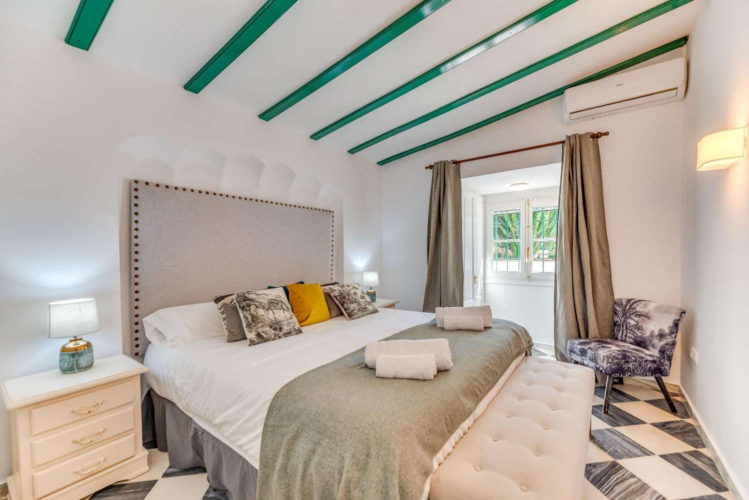 SE VENDE MAGNIFICA VILLA EN NUEVA ANDALUCIA (MARBELLA)