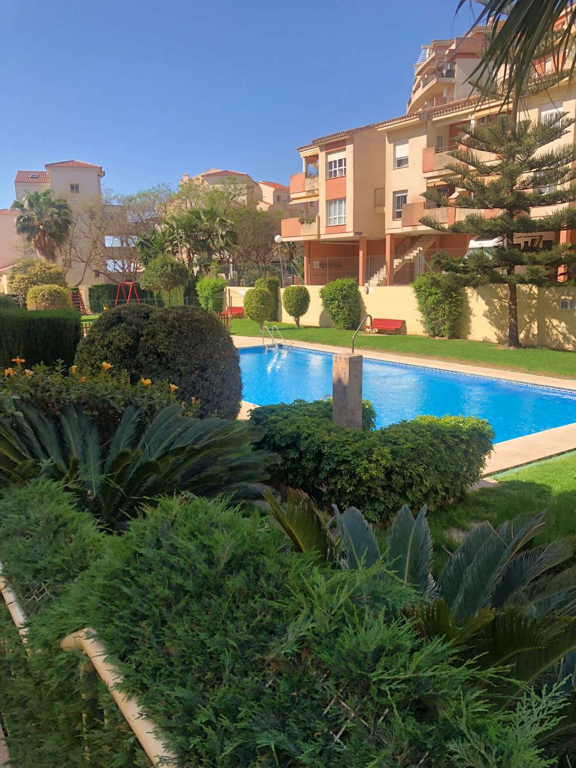 Se vende Excelente apartamento en zona de Torrequebrada, Benalmádena