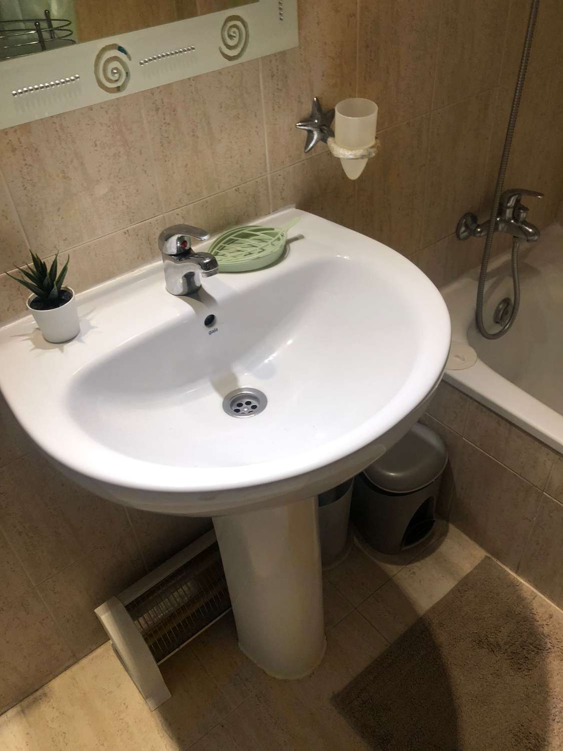 Se vende Excelente apartamento en zona de Torrequebrada, Benalmádena