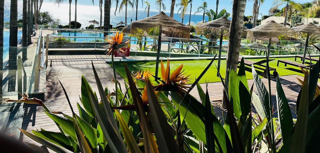 SE VENDE MAGNIFICO APARTAMENTO CON VISTAS AL MAR CERCA DE PLAYA EN LAS LAGUNAS DE MIJAS