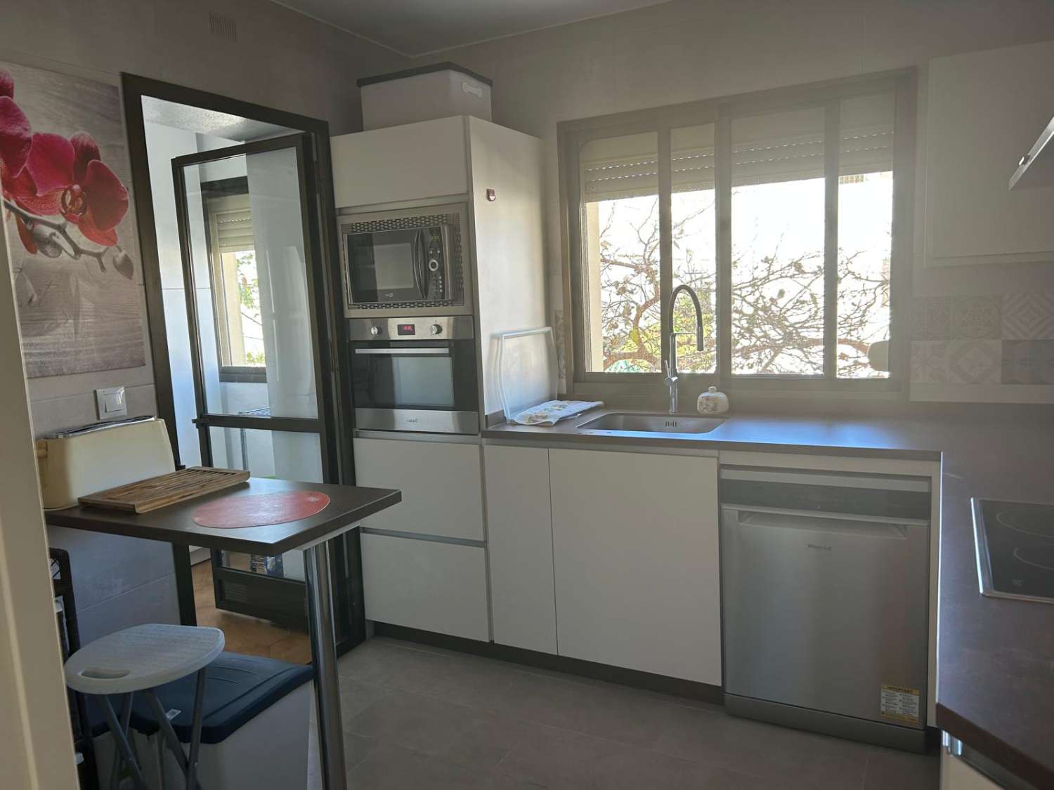 LARGA TEMPORADA BONITO APARTAMENTO EN BENALMADENA