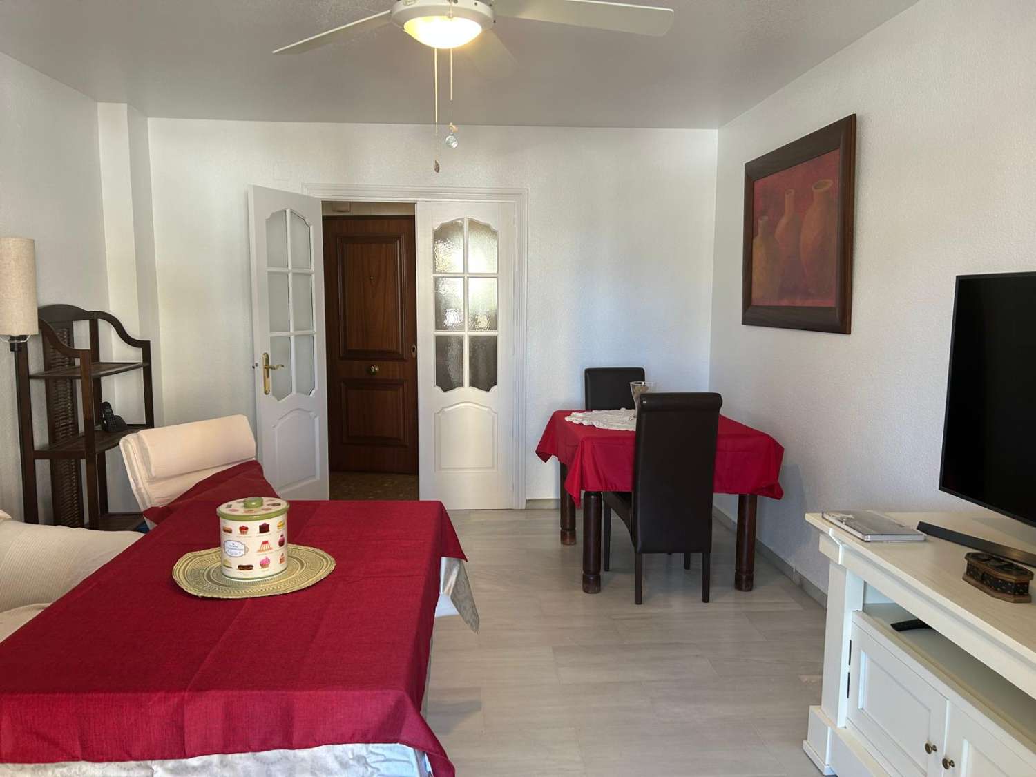 LARGA TEMPORADA BONITO APARTAMENTO EN BENALMADENA