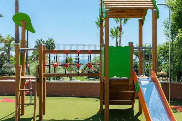 LARGA TEMPORADA- Se alquila desde ahora bonito apartamento en Benalmádena