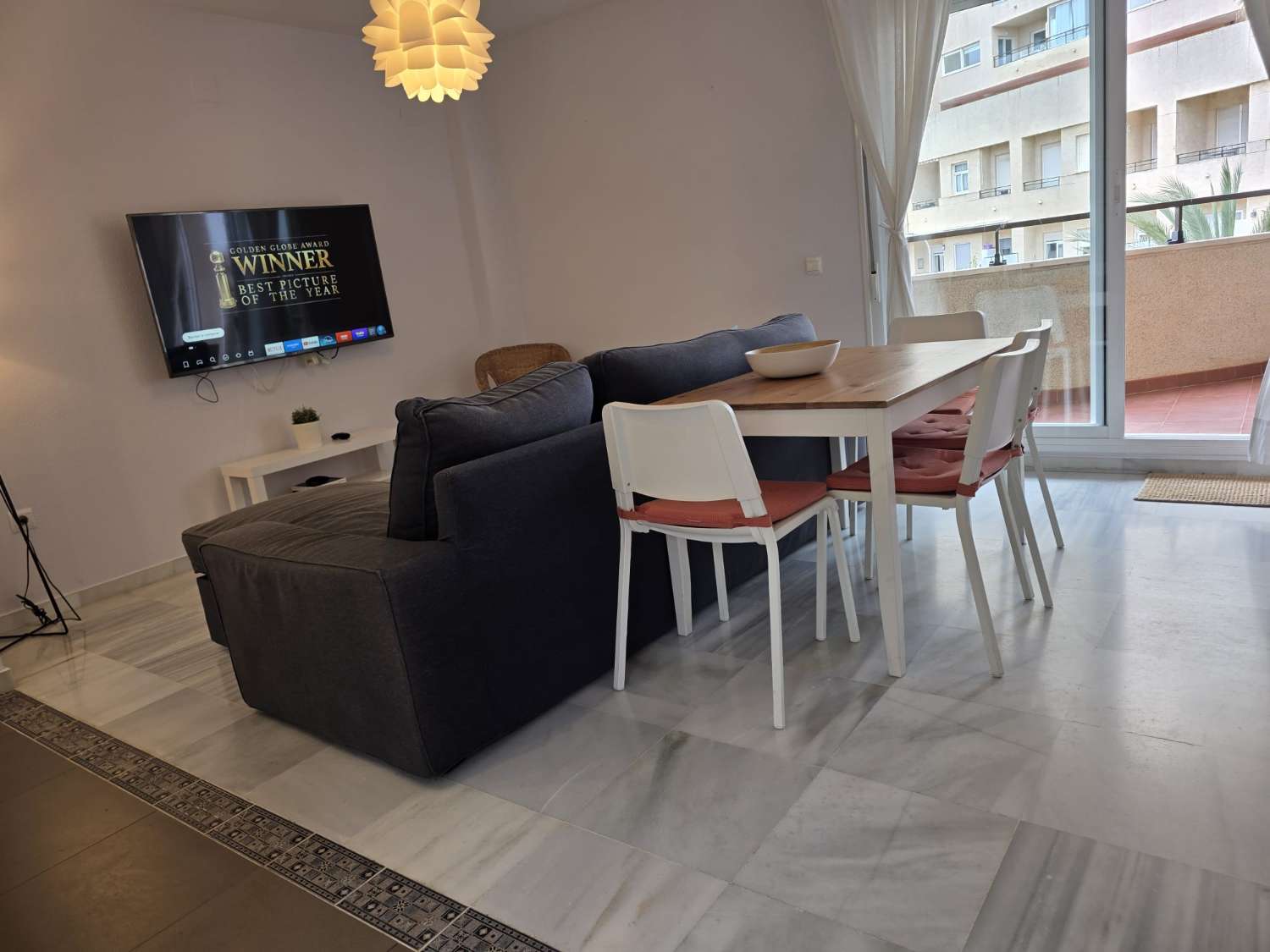 LARGA TEMPORADA- Se alquila desde ahora bonito apartamento en Benalmádena