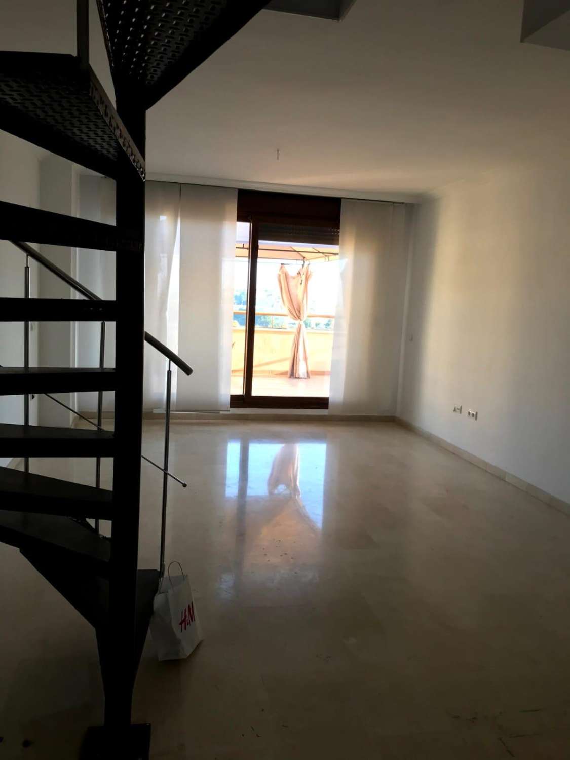 LARGA TEMPORADA.Atico duplex en Benalmadena (Torrequebrada)