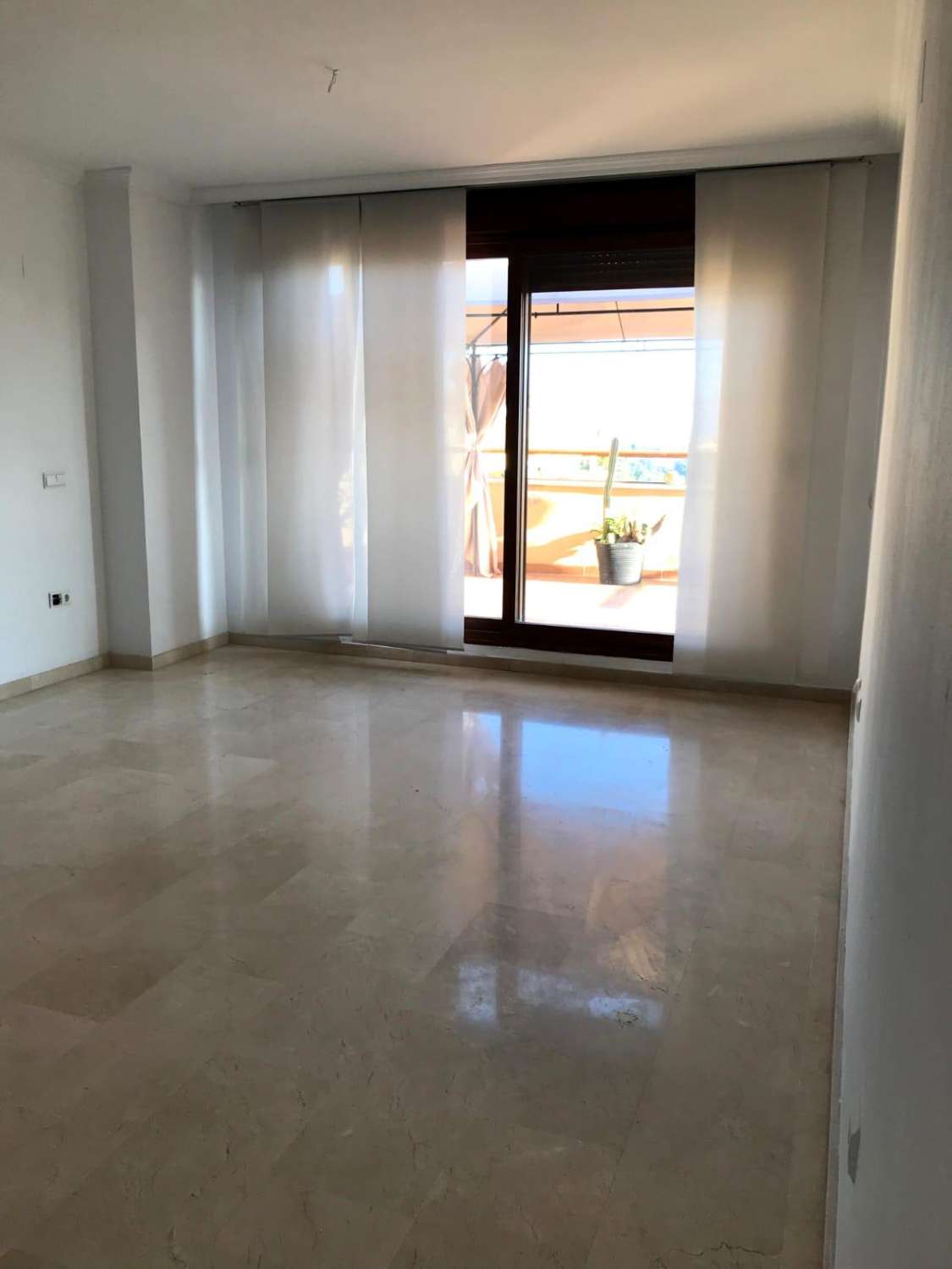 LARGA TEMPORADA.Atico duplex en Benalmadena (Torrequebrada)