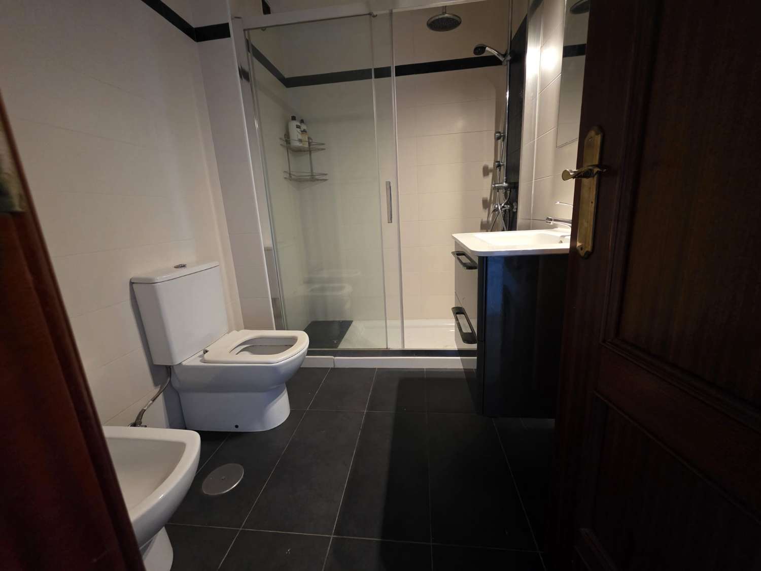 Se vende apartamento de 3 dormitorios a 3 minutos de la playa – Benalmádena