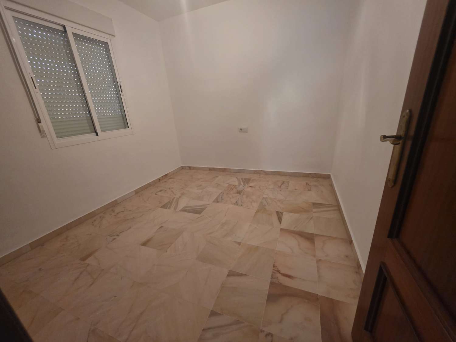 Se vende apartamento de 3 dormitorios a 3 minutos de la playa – Benalmádena