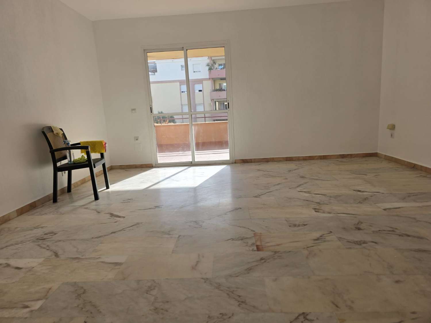Se vende apartamento de 3 dormitorios a 3 minutos de la playa – Benalmádena