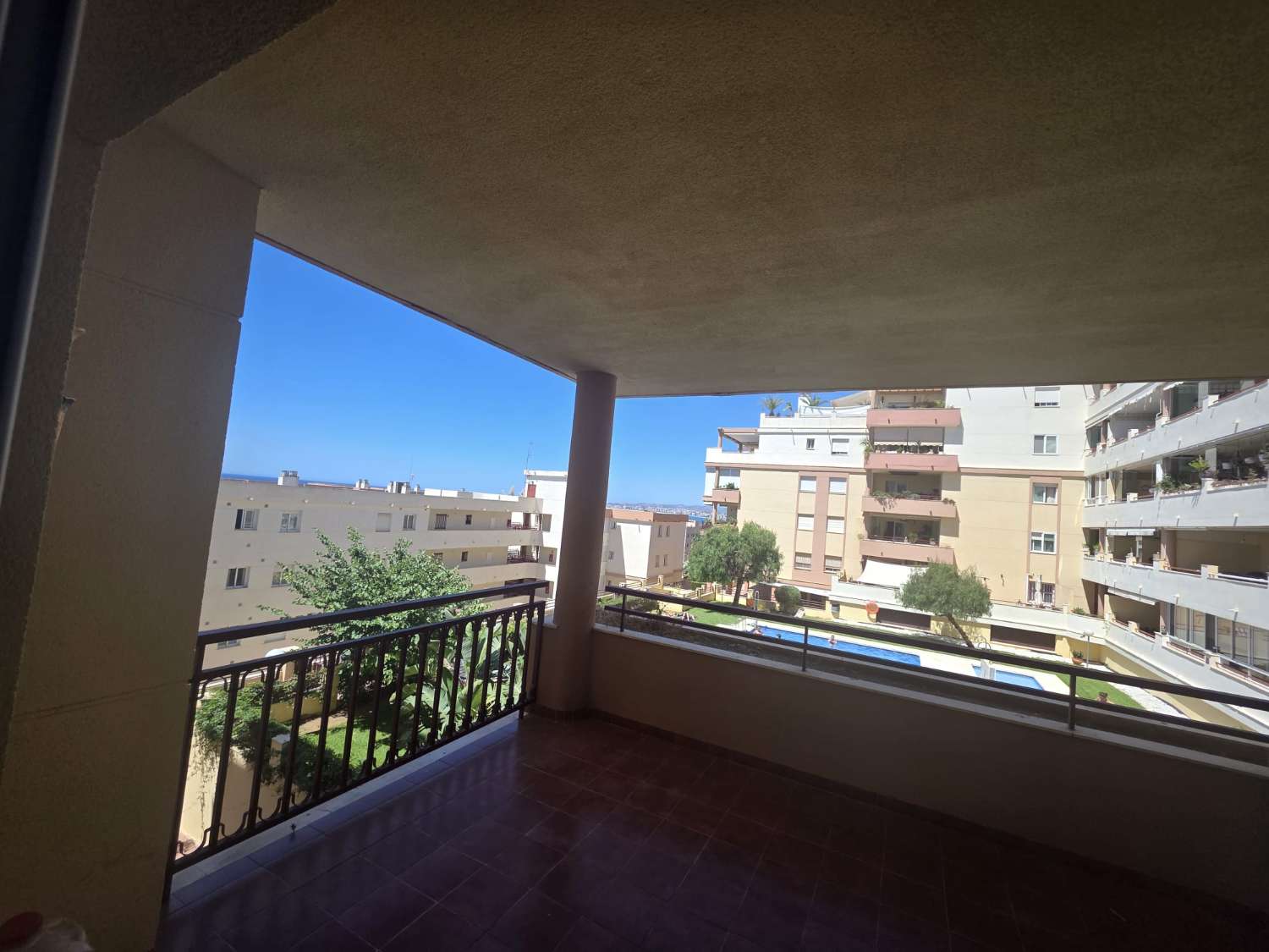 Se vende apartamento de 3 dormitorios a 3 minutos de la playa – Benalmádena