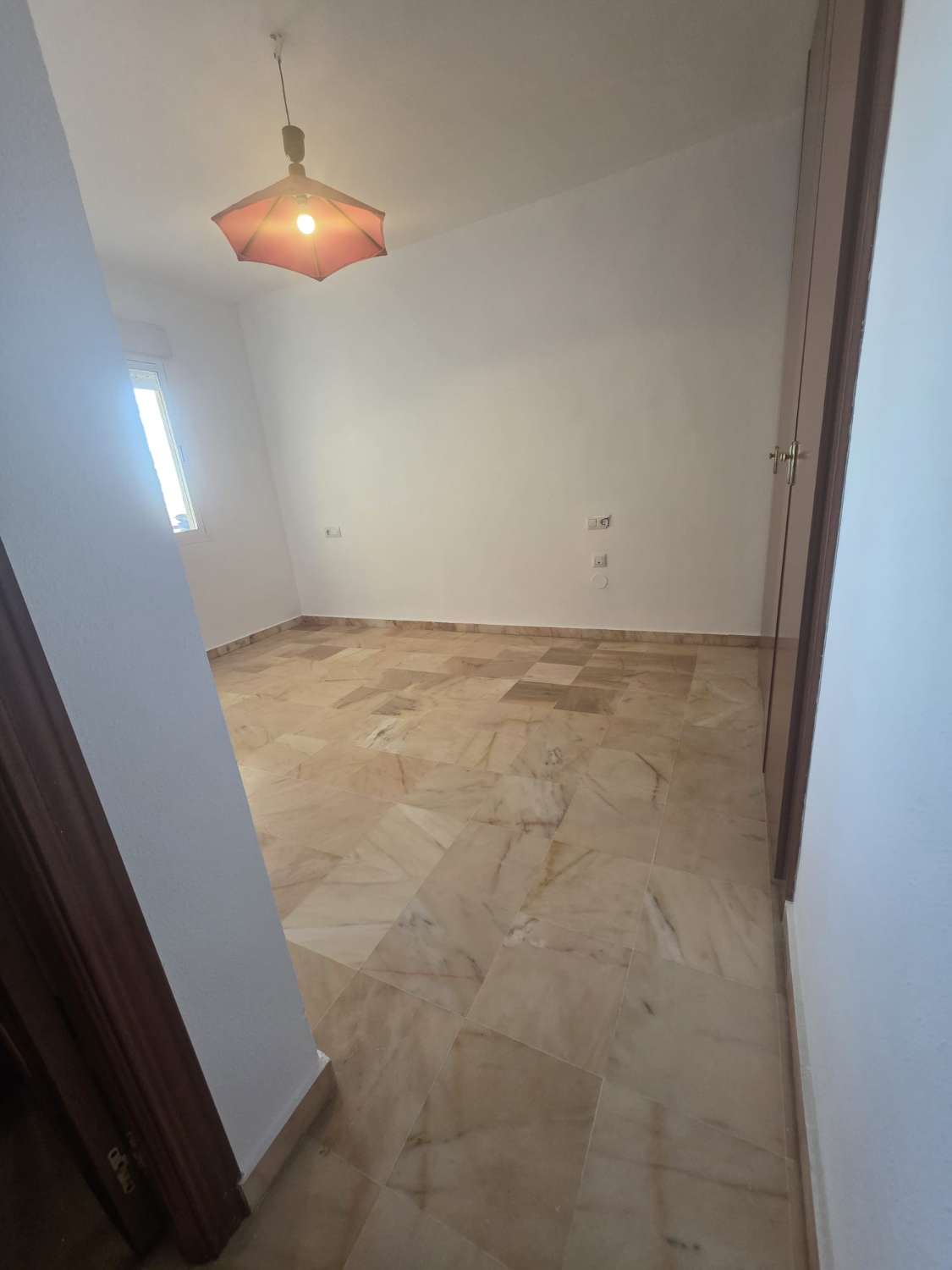 Se vende apartamento de 3 dormitorios a 3 minutos de la playa – Benalmádena