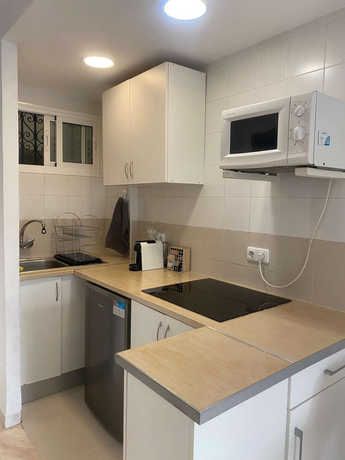 SE ALQUILA DESDE 01/10/2026- 01/04/2027 bonito estudio en Benalmadena.