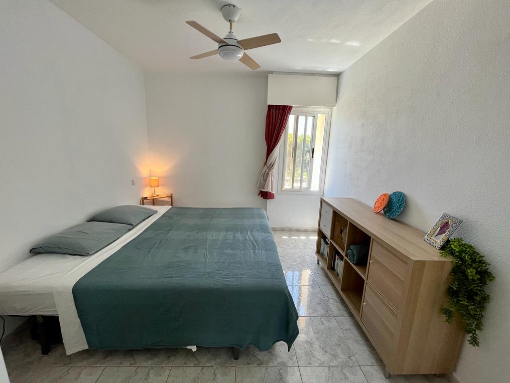 Se alquila del 1/10/2026-30/6/2027 apartamento con vistas al mar  en Arroyo de la Miel