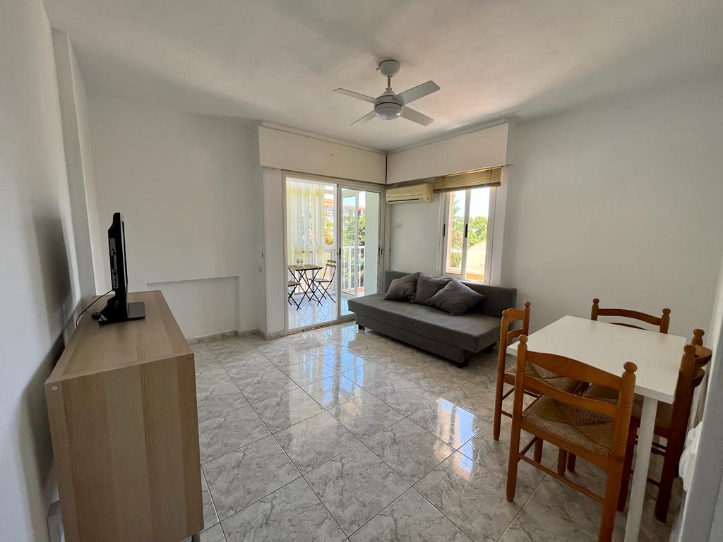 Se alquila del 1/10/2026-30/6/2027 apartamento con vistas al mar  en Arroyo de la Miel