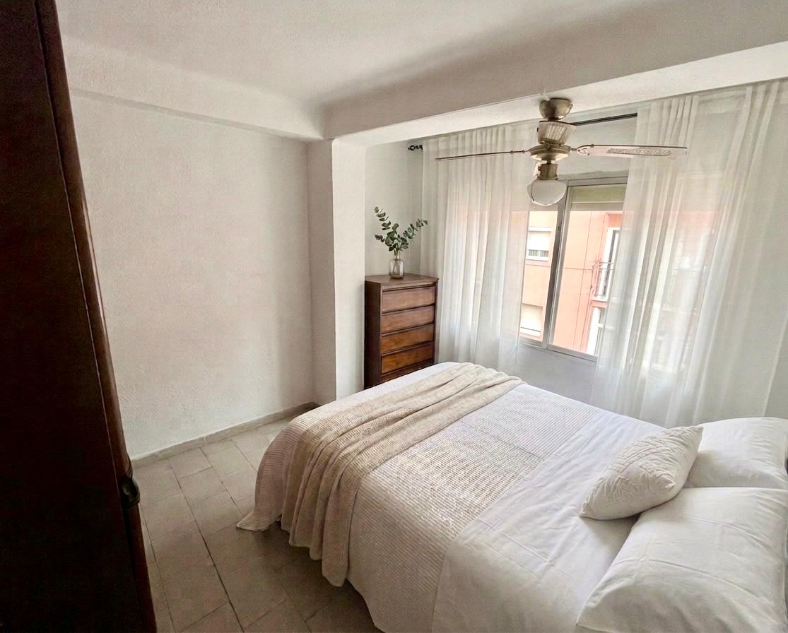 Zur Miete vom 01.09.2026 bis 30.06.2027 eine schöne Wohnung in Malaga