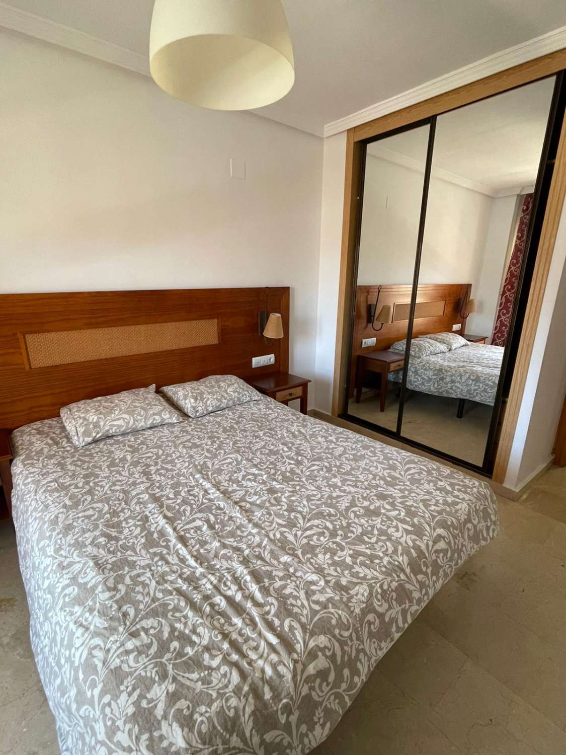 LANGSIKTIG - FIN LEILIGHET TIL LEIE I TORREQUEBRADA, BENALMADENA