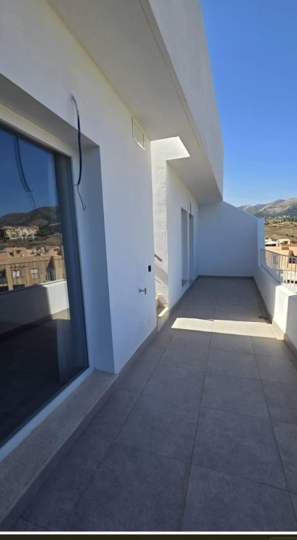 Larga temporada, se alquila magnifico atico con mejores vistas en Fuengirola