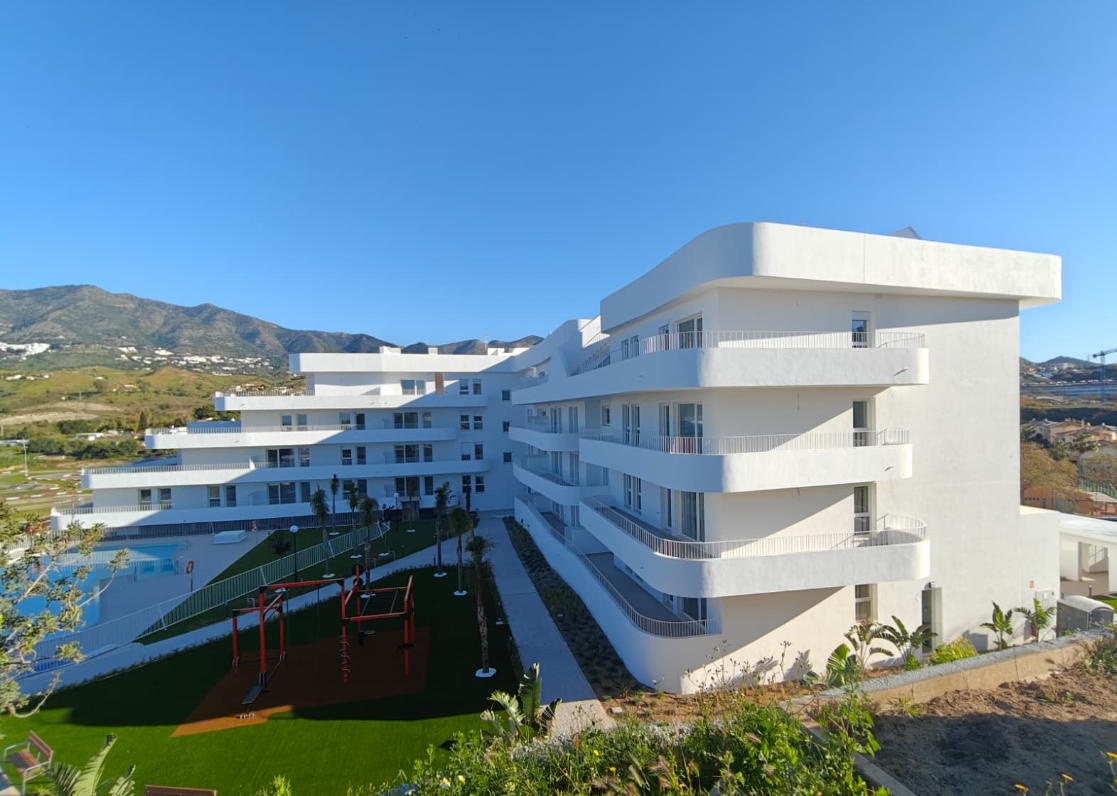 Larga temporada, se alquila magnifico atico con mejores vistas en Fuengirola