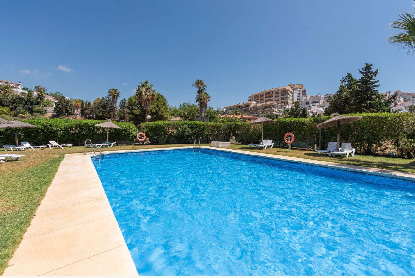 Alquiler desde ahora hasta 31/05/2027 magnífico apartamento con vistas al mar a 3 minutos de la playa – Benalmádena