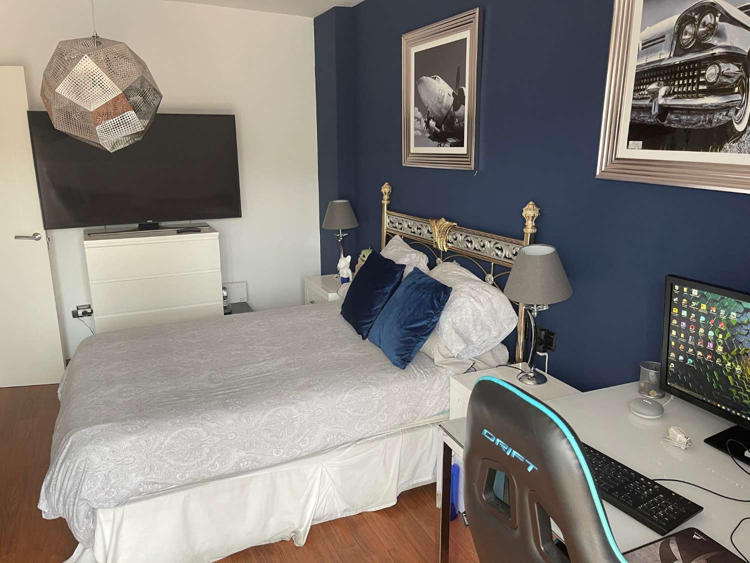 Se alquila  desde hasta 30/06/26 y desde 01/09/2026 hasta 30/06/2027 Impresionante chalet adosado en zona residencial en Benalmádena