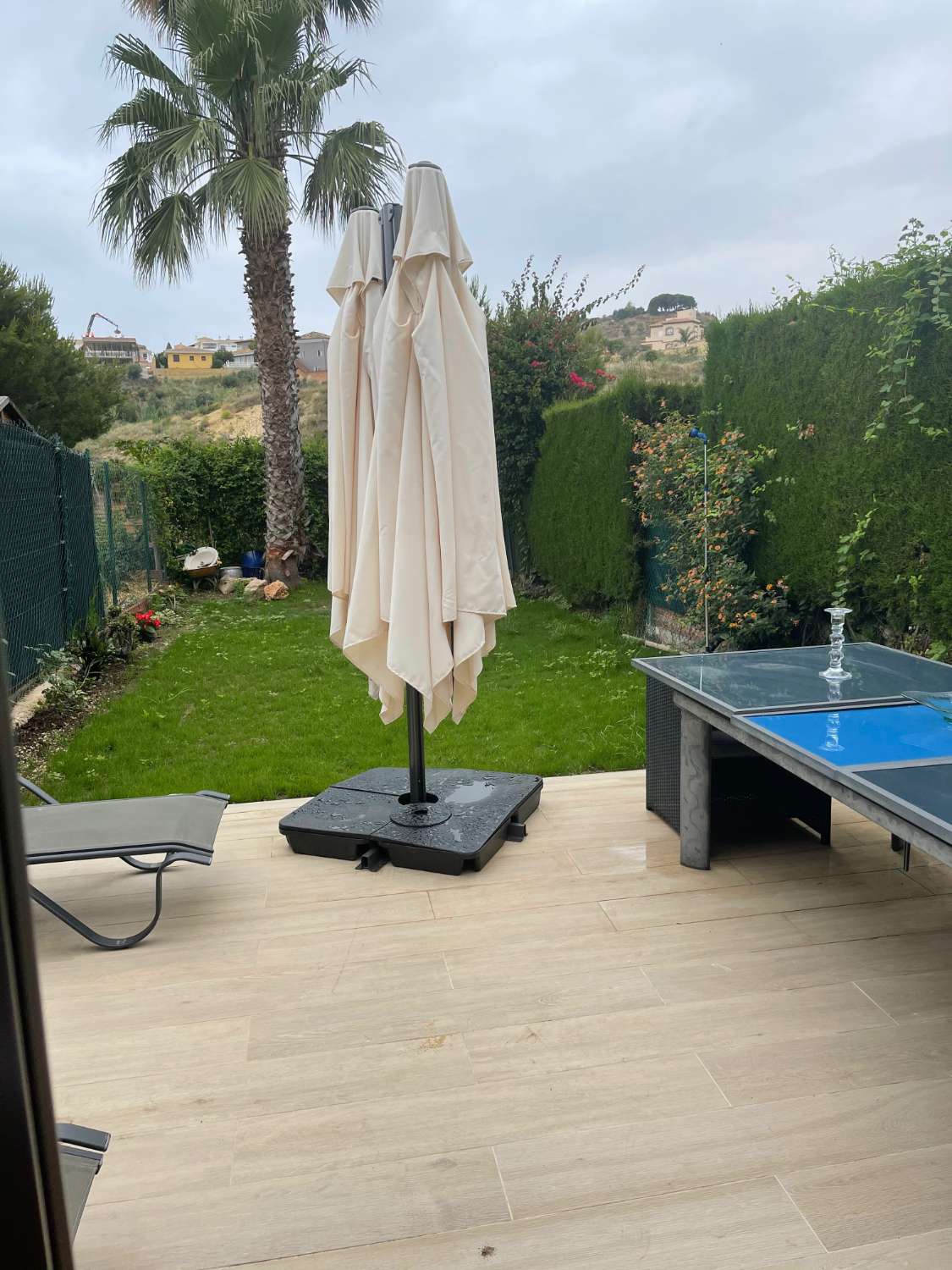 Se alquila  desde hasta 30/06/26 y desde 01/09/2026 hasta 30/06/2027 Impresionante chalet adosado en zona residencial en Benalmádena