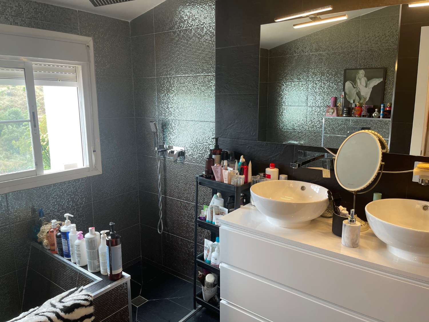 Se alquila  desde hasta 30/06/26 y desde 01/09/2026 hasta 30/06/2027 Impresionante chalet adosado en zona residencial en Benalmádena