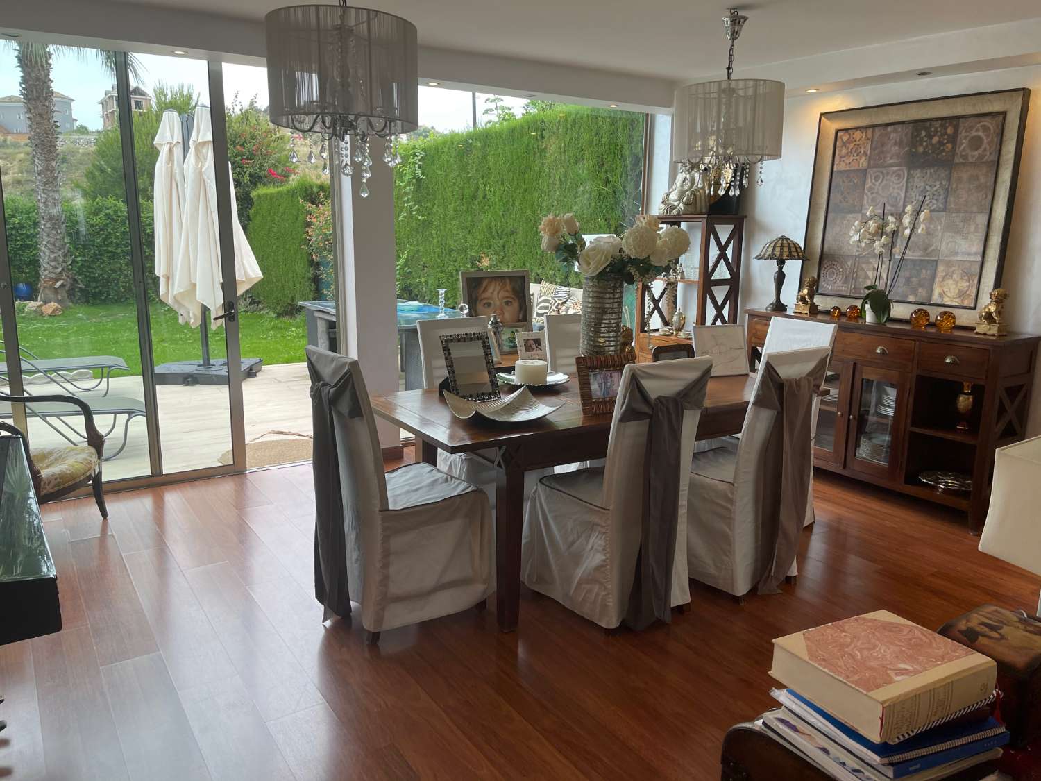 Se alquila  desde hasta 30/06/26 y desde 01/09/2026 hasta 30/06/2027 Impresionante chalet adosado en zona residencial en Benalmádena