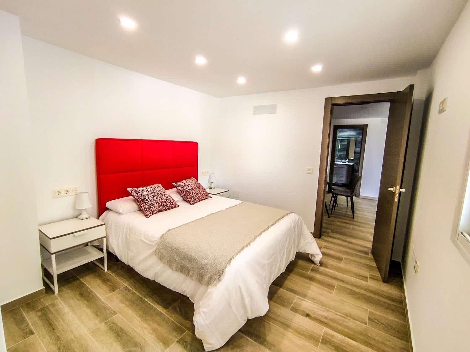 SE ALQUILA HASTA 30.06.2026 Y DESDE 01/09/2026 HASTA 30/06/2027  APARTAMENTO A ESTRENAR  CON VISTAS AL MAR EN ZONA SANTANGELO