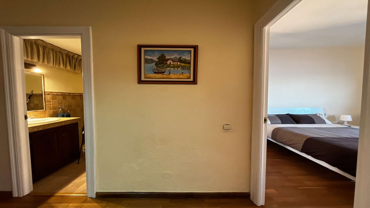 SE ALQUILA MEDIA TEMPORADA DESDE  15/10/2026- 31/05/2027  BONITO APARTAMENTO CON VISTAS AL MAR EN FUENGIROLA.