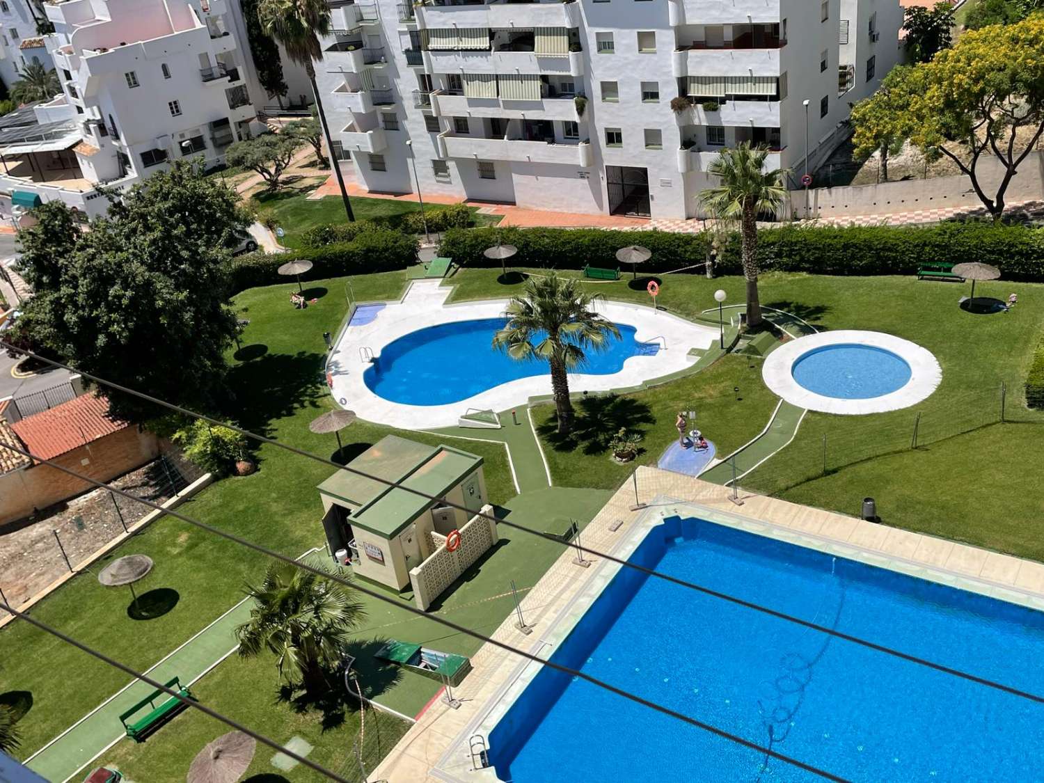 TIL LEIE FRA 1/10/2023 TIL 30/06/2024 FIN 1 ROMS LEILIGHET 40 METER FRA STRANDEN I BENALMÁDENA