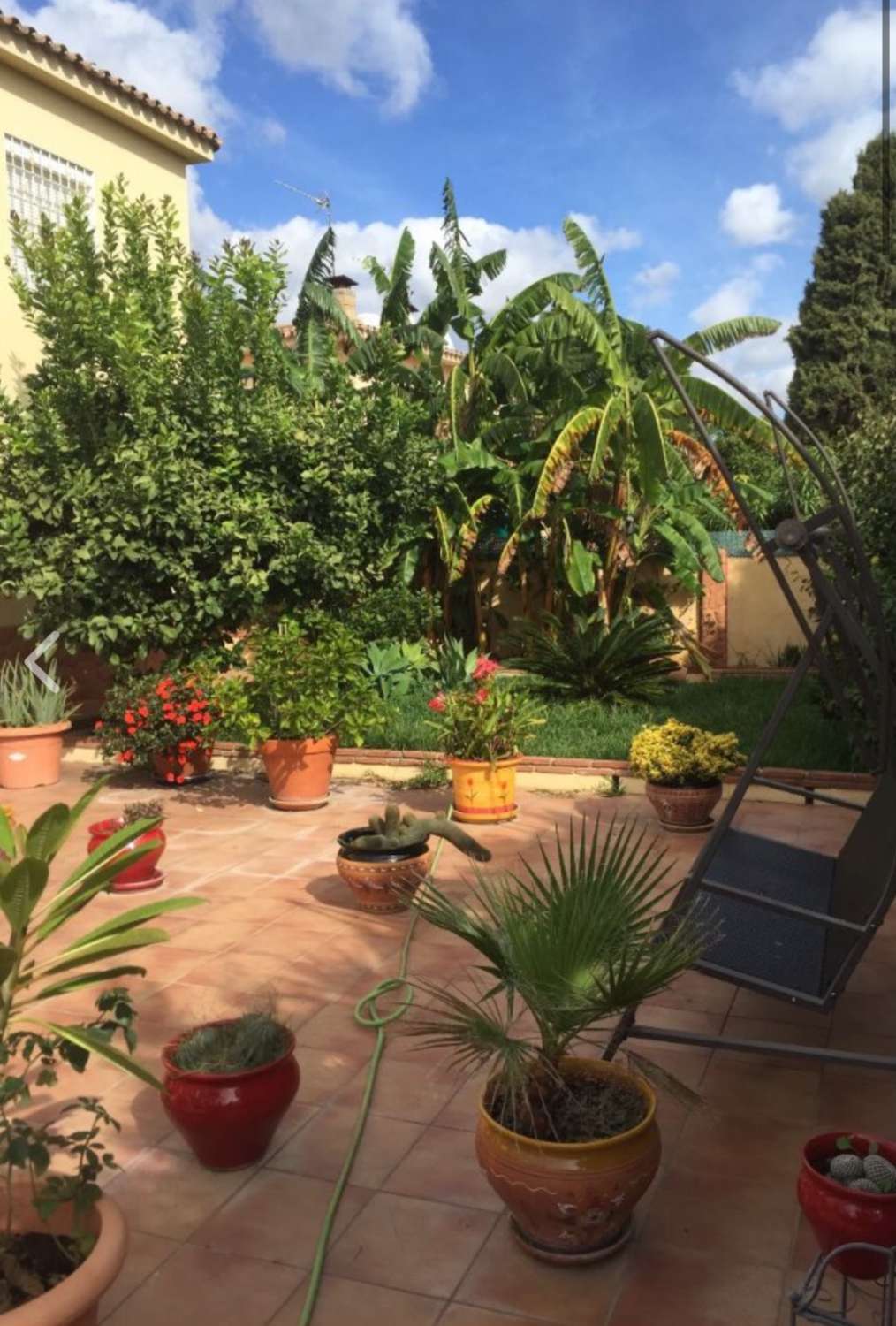 SE ALQUILA POR LARGA TEMPORADA DESDE AHORA PRECIOSA VILLA CON VISTAS AL MAR EN BENALMÁDENA