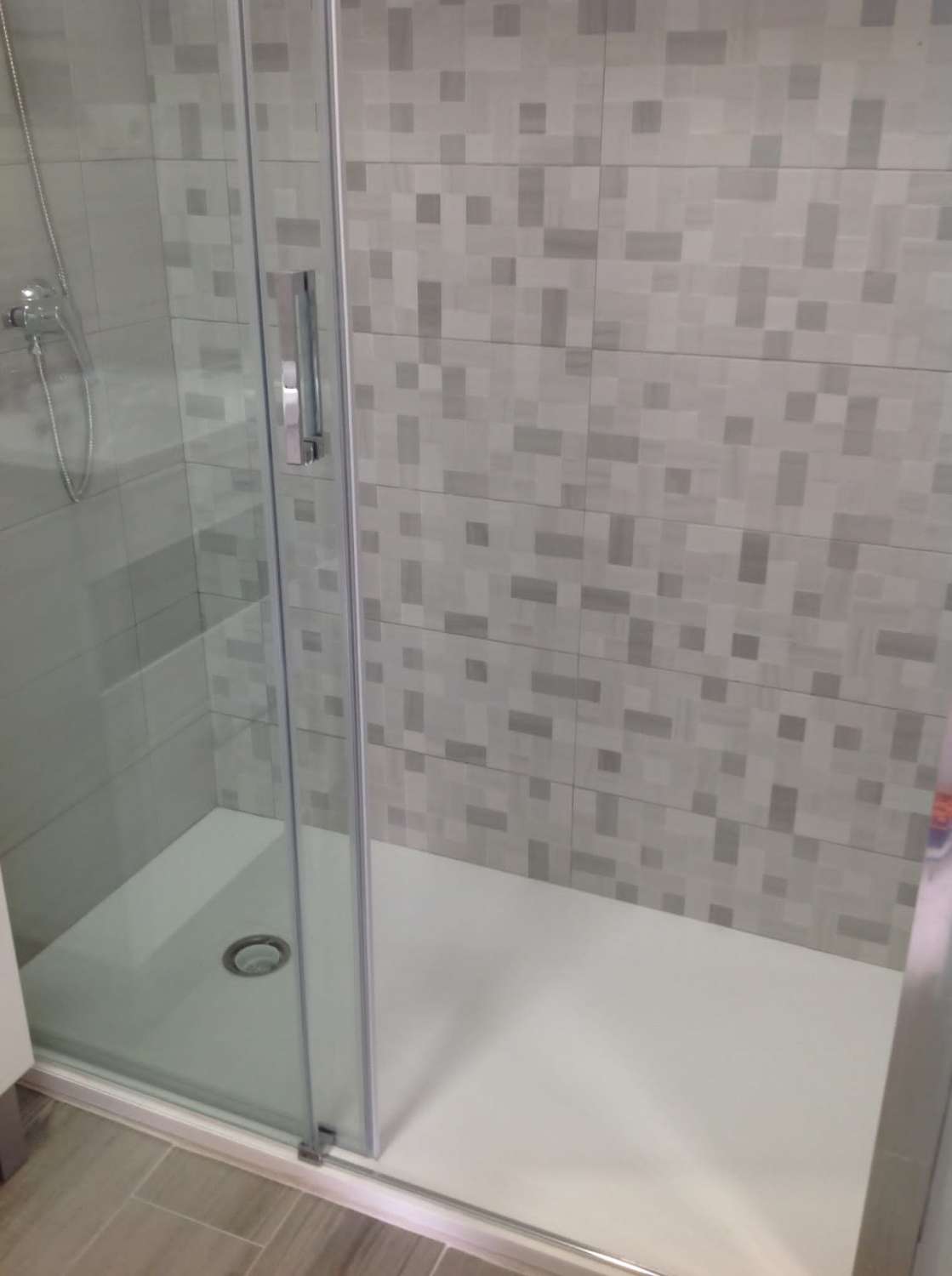 TIL LEJE FRA 1.9.26-15.6.27 FIN LEJLIGHED 100 METER FRA STRANDEN I BENALMADENA