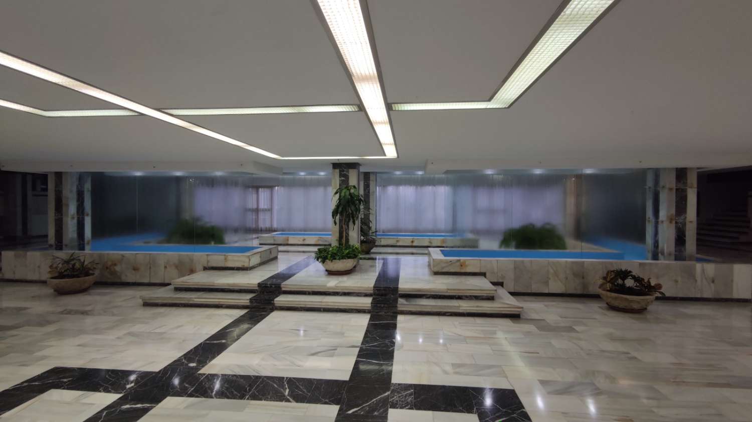 Til leje fra 01/09/2026 til 30/06/2027 Smuk renoveret lejlighed i Benalmádena.-