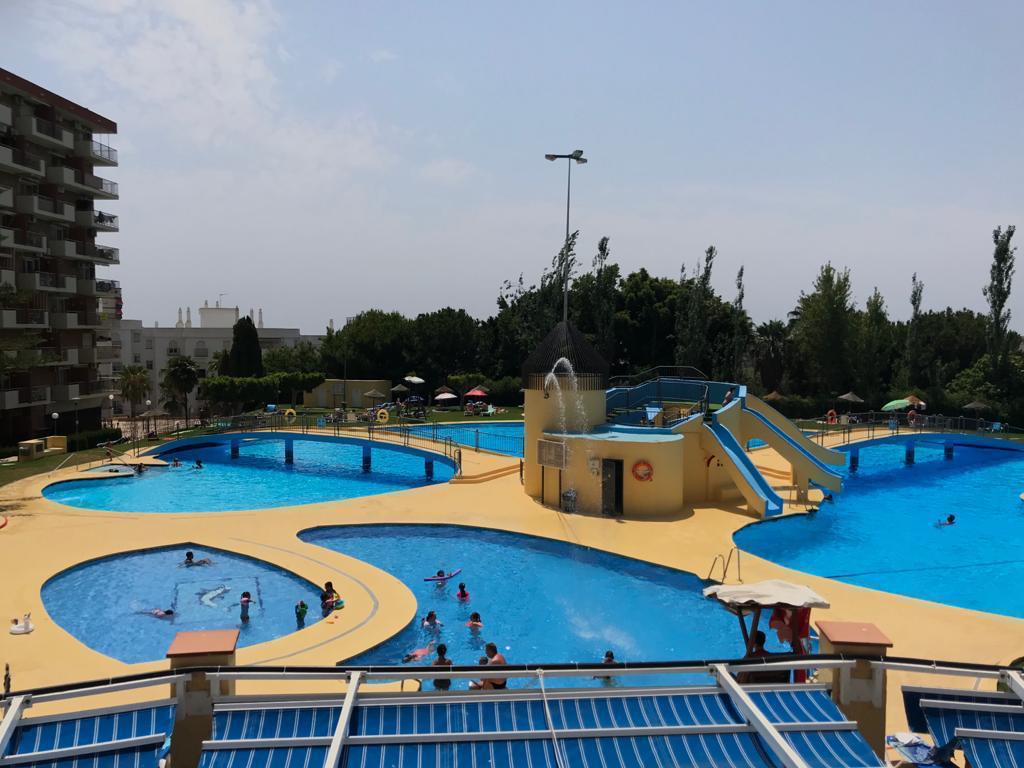 Til leje fra 01/09/2026 til 30/06/2027 Smuk renoveret lejlighed i Benalmádena.-