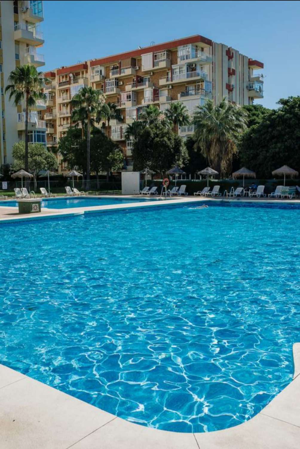 Se alquila  bonito estudio con vistas al mar hasta 30/06/2026 y desde 01/09/2026 hasta 30/06/2027 en Arroyo de la Miel