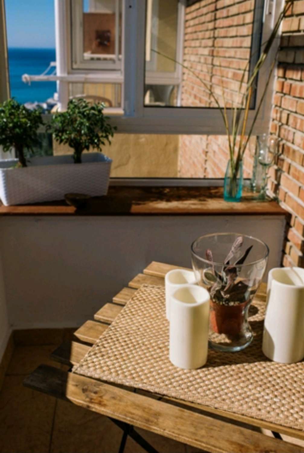 Se alquila  bonito estudio con vistas al mar hasta 30/06/2026 y desde 01/09/2026 hasta 30/06/2027 en Arroyo de la Miel